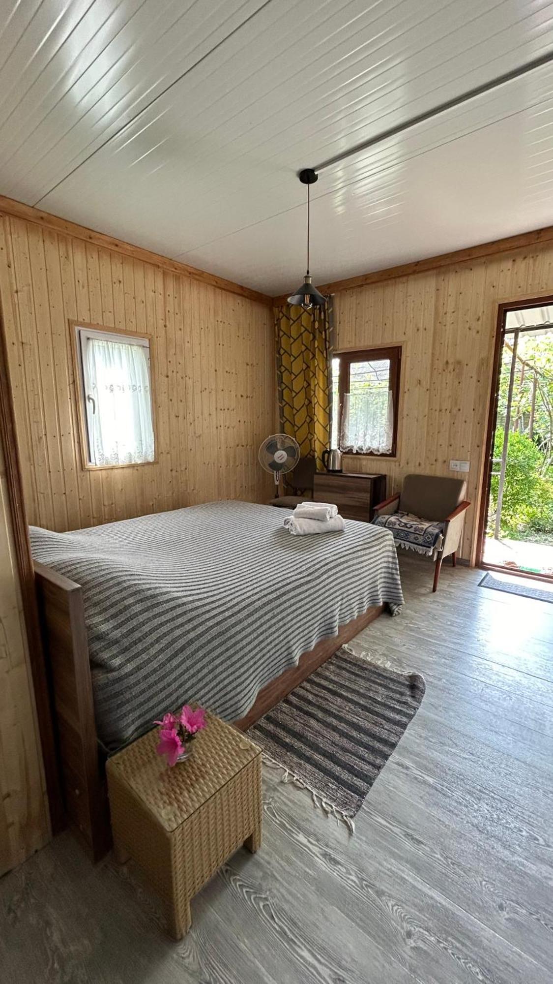 Ludwig Guesthouse Лаґодехі Екстер'єр фото
